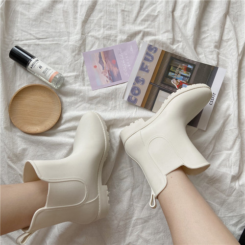 Women's Slip-Resistant, Durable Water Shoes with Felt Liner and Warmth, Comfortable Waterproof Rubber Boots with Mid-Calf Rain Boots