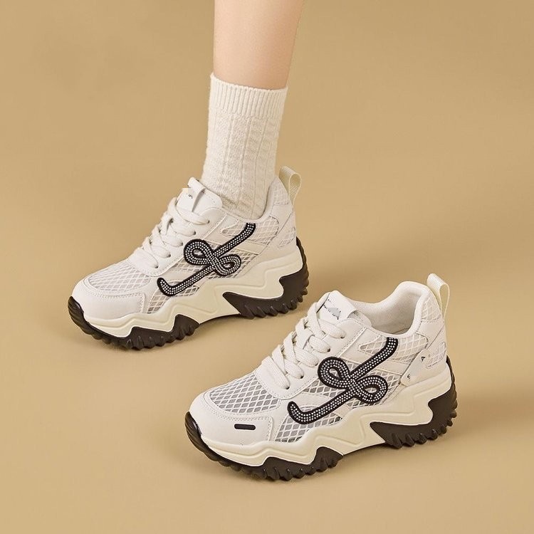 Verano simple red transpirable muffin grueso zapatos de papá mujer 2026 nuevo versátil con suela suave no cansado zapatos deportivos casuales