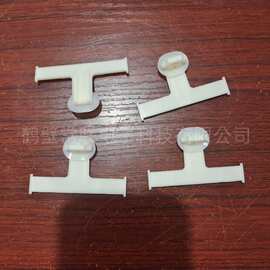 82711-2C190 供应白色卡扣 汽车线束钣金孔线卡连接器