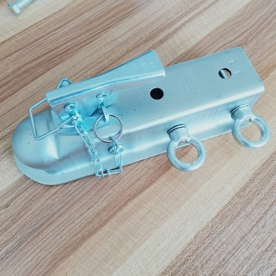 Fábrica al por mayor Omai remolque bola cubierta conector coche remolque accesorios conector cabeza bola cabeza cubierta