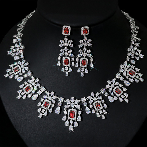 European and American fashion popular retro square zirconia necklace earrings wedding bride wedding dress evening gown model jewelry