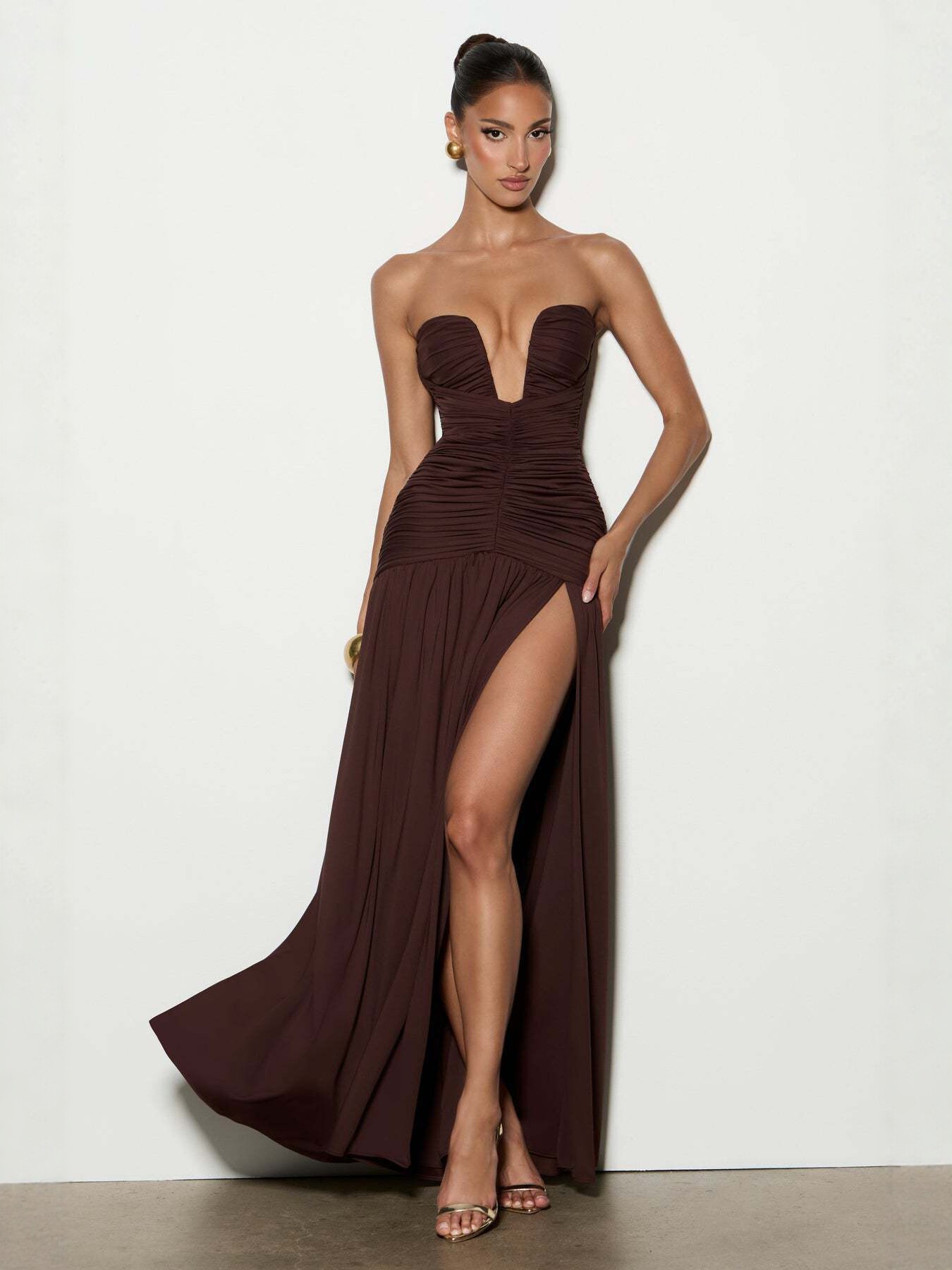 Cross-Border 2026 Spring/Summer New European and American Women's Fashion Elegant Solid Color Sexy Strapless High-Slit Ruched Slim-Fit Dress