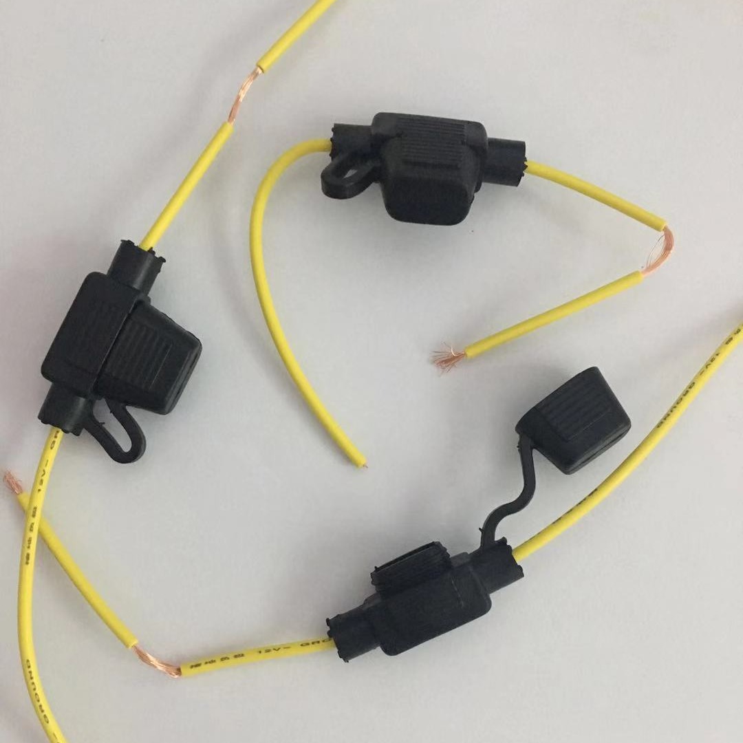 XHX002小20号插汽车黑头黄色线保险座防水座保险盒带线材保险座