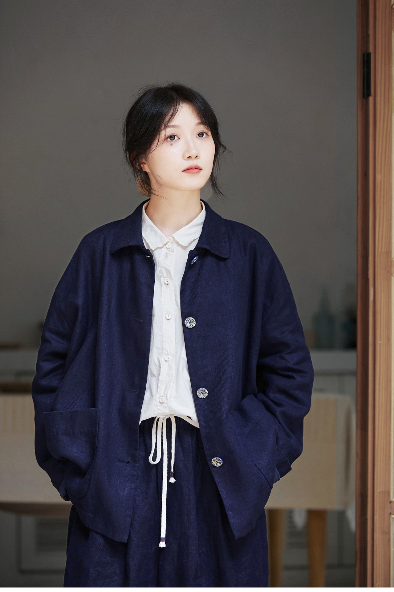 海青藍 ヘビーウェイトリネン ゆったり襟付き カジュアル万能