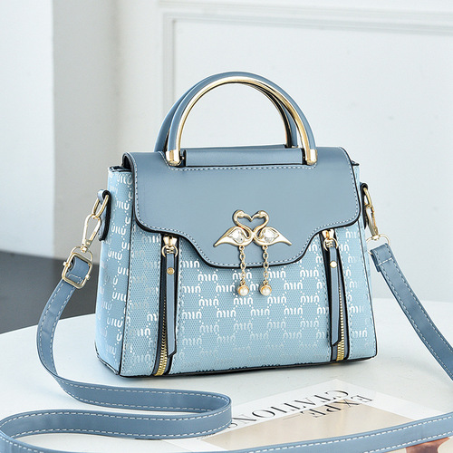 2025 New Lightweight Luxury Fashion Quality Women's Handbag Mori Style Lightweight Shoulder Crossbody Small Square Bag Cross-border