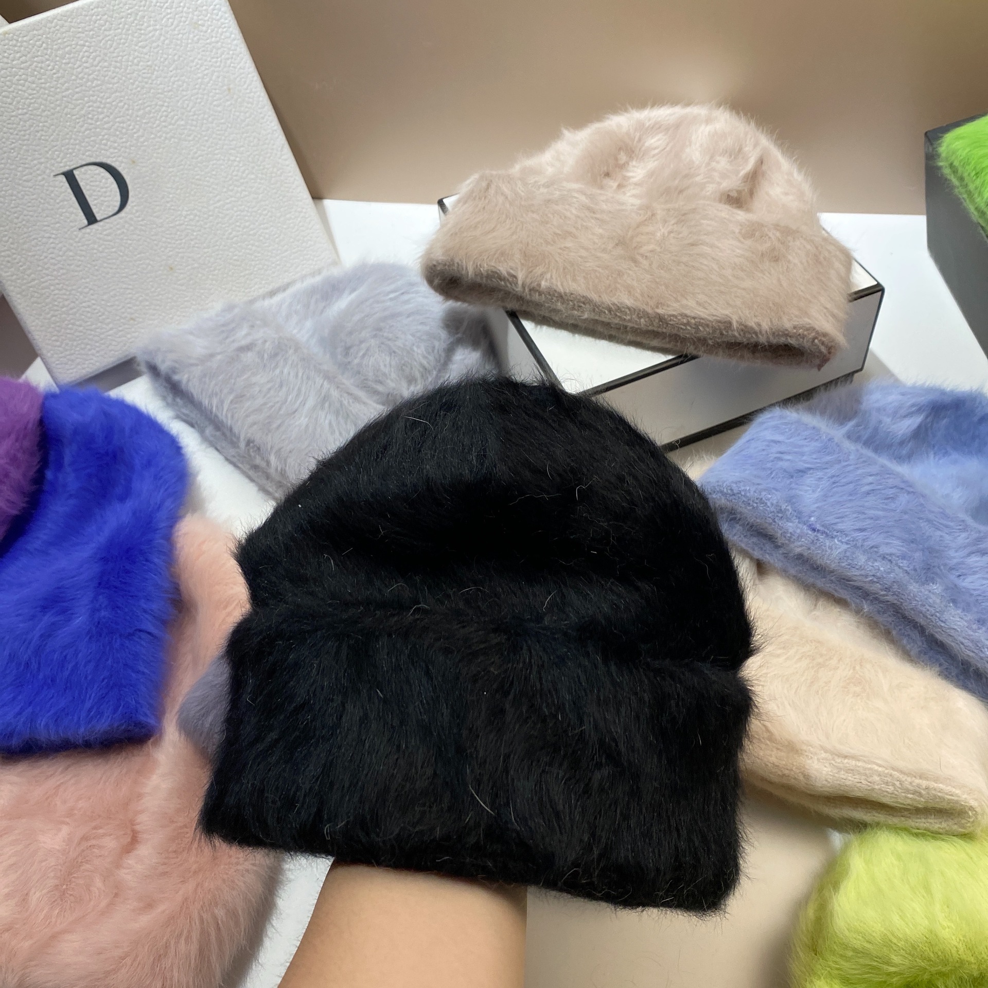 Koreansk plys-hat med to iført pandebånd til varme i efteråret og vinteren, Angora-kaninhår-hat, moderigtigt og_voghion.com