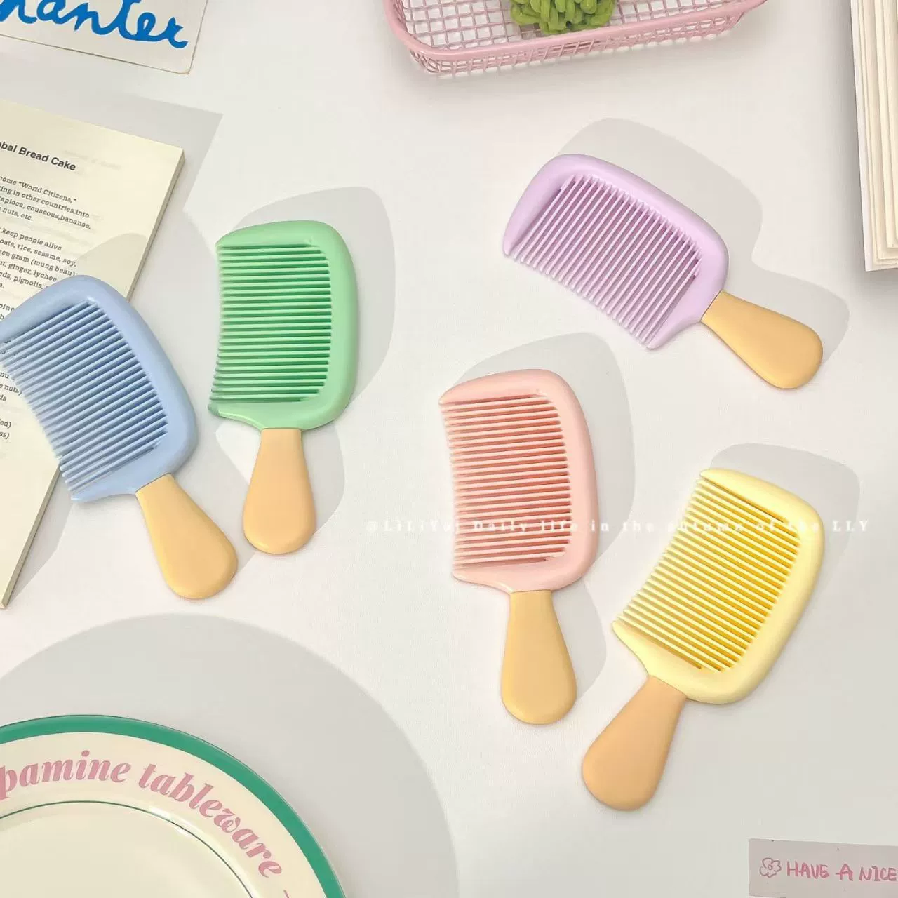 Карманная расческа для мороженого, антистатическая, маленькая, с зубьями среднего размера, высококачественная детская расческа, утолщенная, прочная, бытовая, портативная