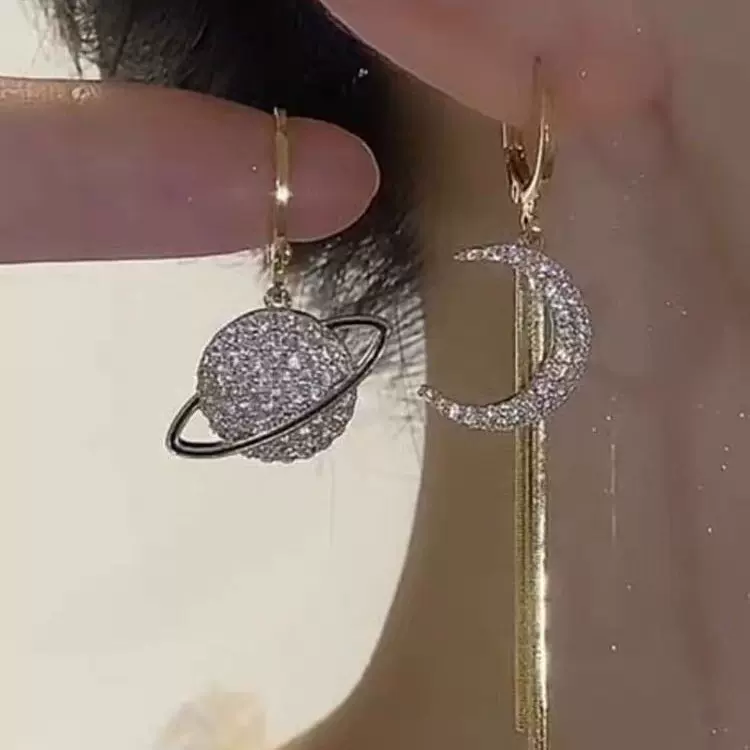 不对称星球月亮耳环气质长款流苏银针耳钉高级感法式2024年新款潮