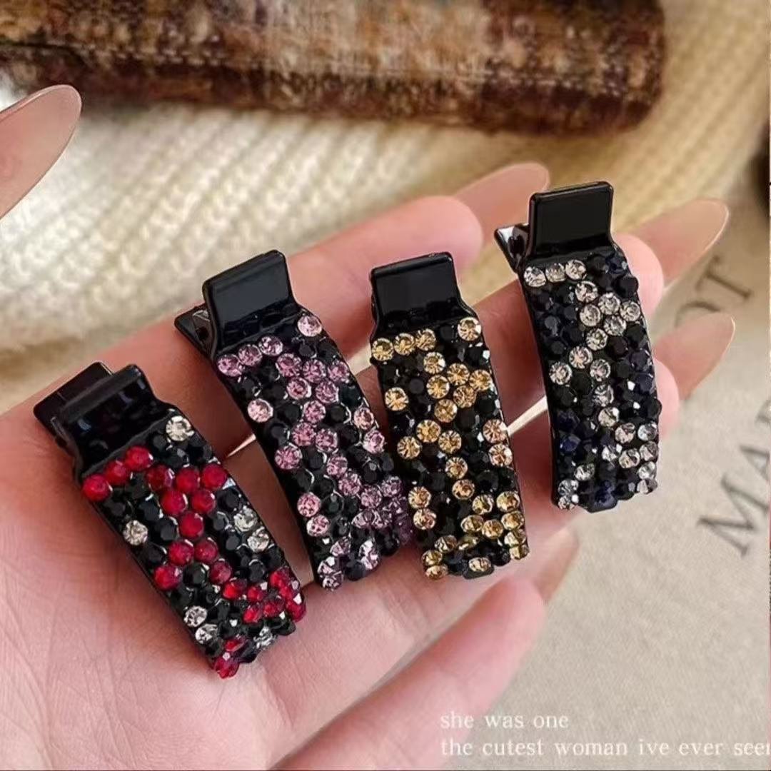 Exquisite and dazzling rhinestone hair clip for women, side clip for bangs and forehead, high-end duckbill hair accessory