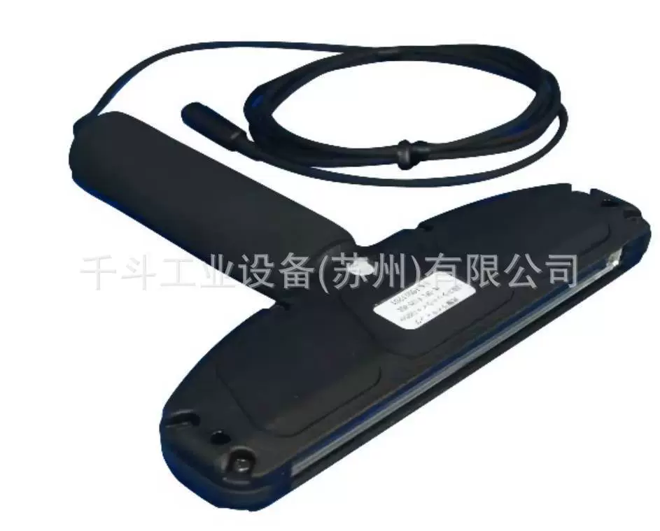 Светодиодная панель HIL широкого диапазона HL-DFL-F120-45D проверяет вмятины на поверхности металлической смолы.