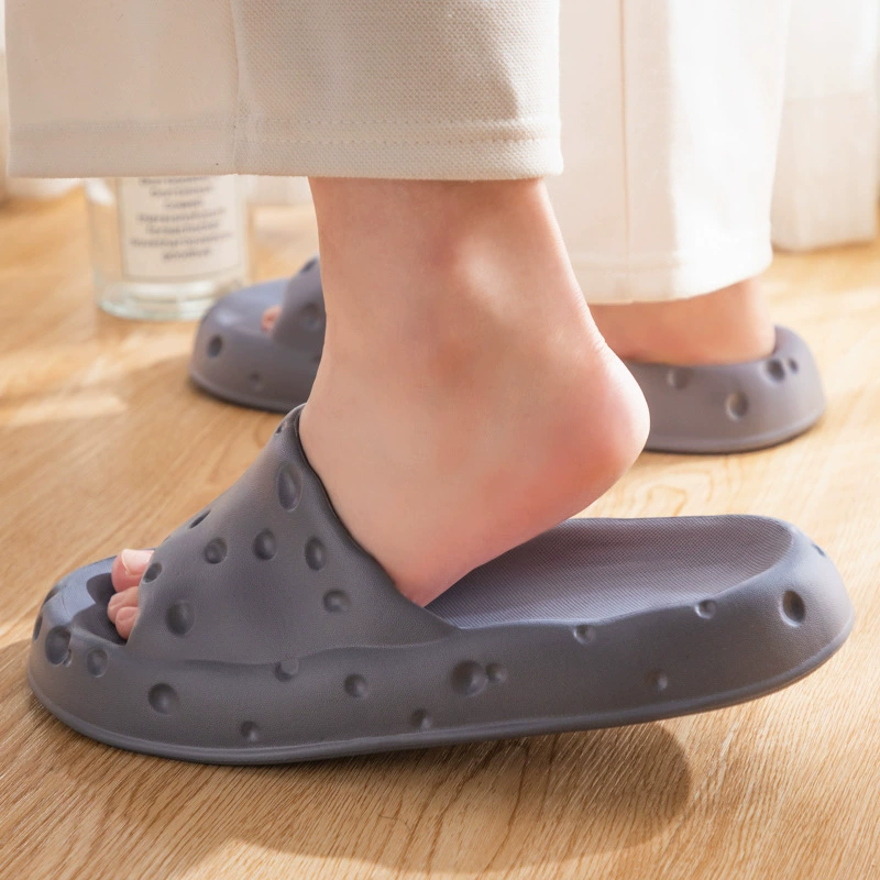 Non-slip slippers, soft sole, for beloved