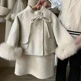 杰  小香风套装秋冬款2024新款童装洋气呢子两件套