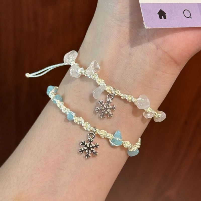 Winter Snowflake Fresh-Style Bracelet, Handmade Woven Couple and Friendship Bracelet, Sweet Ins-Style Forest-Themed Jewelry Gift Winter Snowflake Fresh-Style Bracelet, Handmade Woven Couple and Friendship Bracelet, Sweet Ins-Style Forest-Themed Jewelry Gift