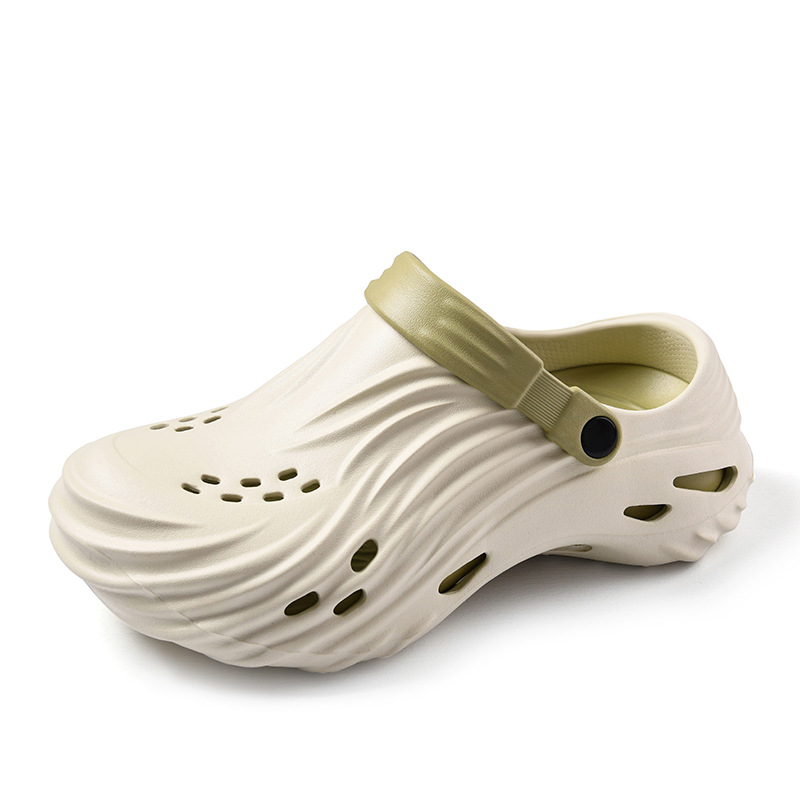 2025 verano nuevo estilo de los hombres para llevar zapatos con agujeros de doble uso, sandalias y zapatillas de playa de suela gruesa para parejas de verano