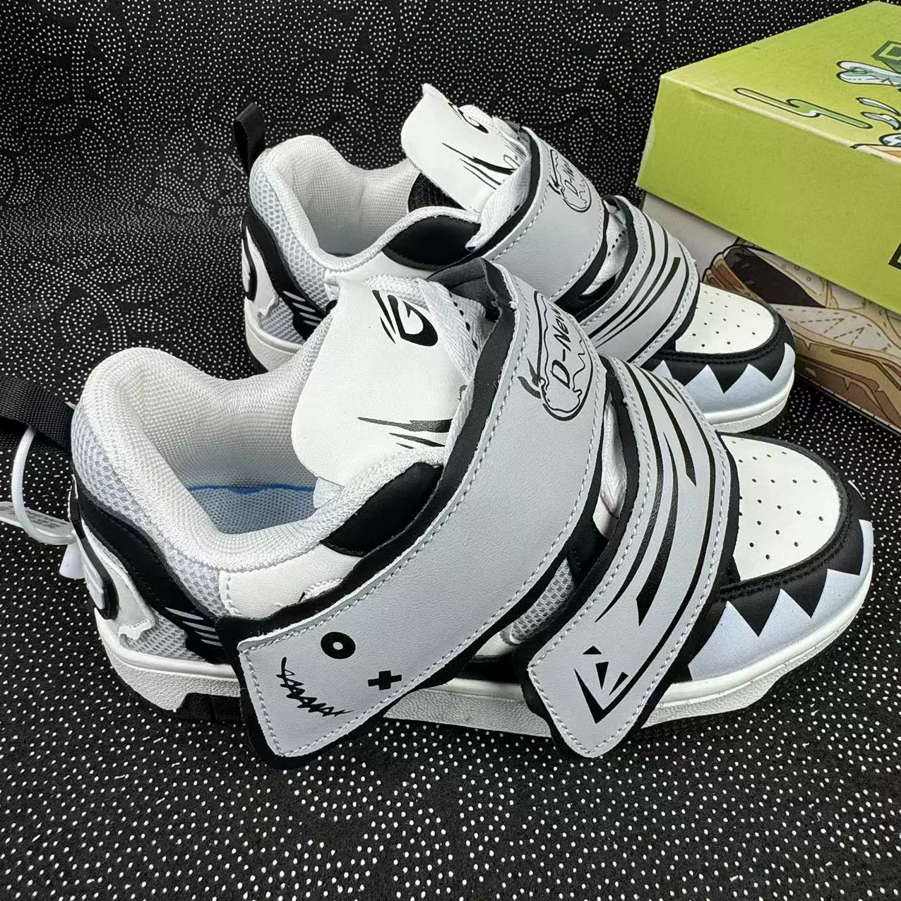 国潮疯厚底鞋霸王龙面包鞋男女休闲鞋撞色百搭板鞋情侣运动鞋