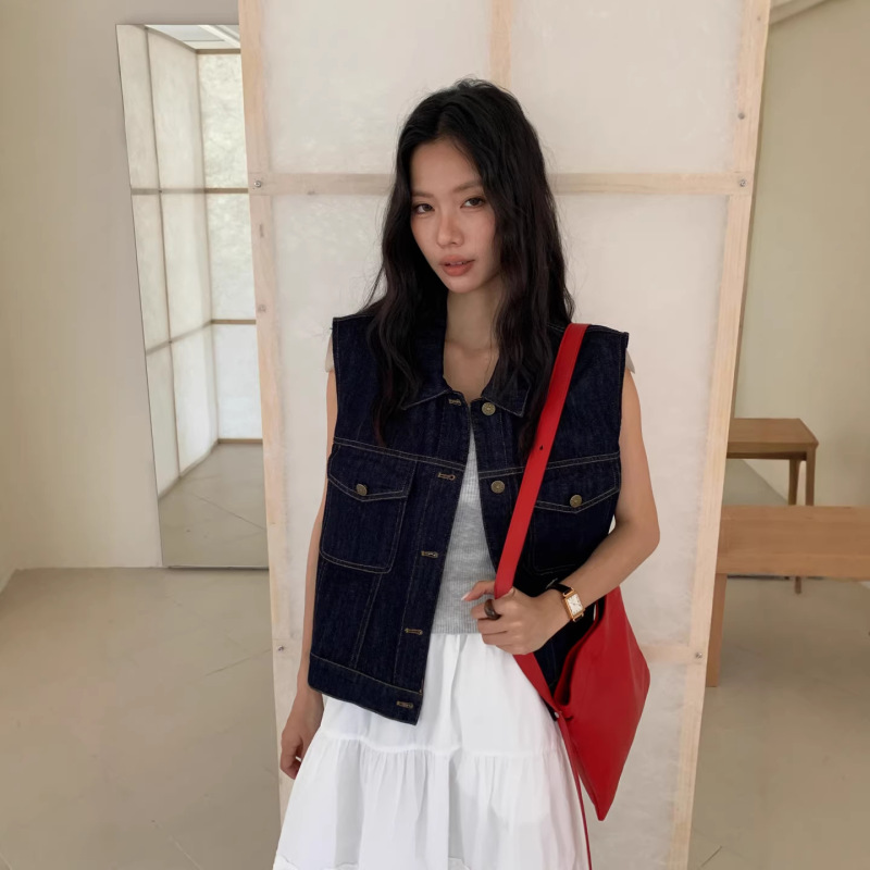 2026 Spring/Summer New Style W57072 Turn-Down Collar Eco-Friendly Denim Vest for Women, Loose Fit, Slimming Sleeveless Outerwear Top