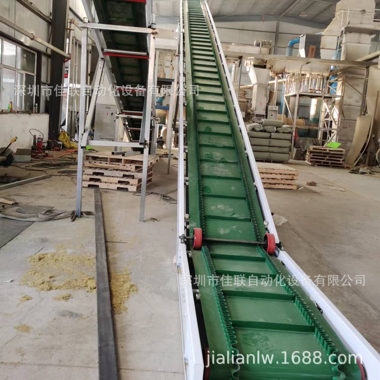 供应爬坡送料给料输送机_上料皮带输送机传送带_自动上料机