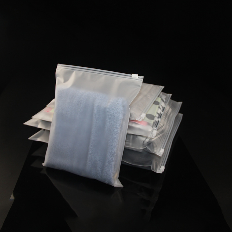 Bolsa de cremallera esmerilada transparente engrosada personalizada polvo plástico PE bolsa de almacenamiento calcetines ropa interior bolsa de embalaje