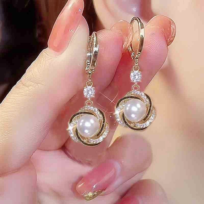 trend elegant retro earrings from pearl
