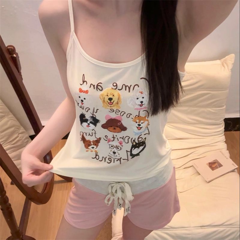 Venta al por mayor transfronteriza verano nuevo estilo caliente rayón 175g tirantes pantalones cortos traje pijamas mujer dibujos animados sexy servicio a domicilio