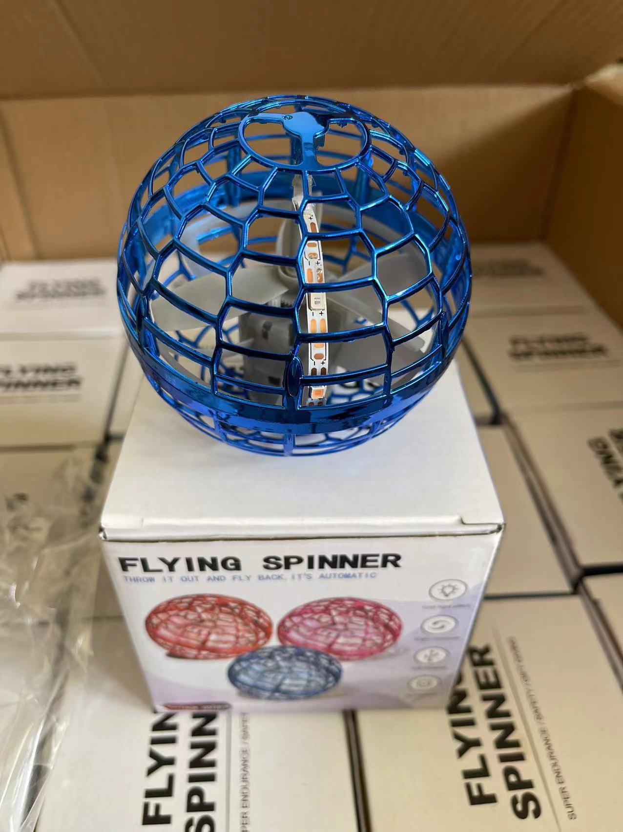 Transfronterizos con el mismo tipo de bolas de inducción mágicas OVNIS brillarán bolas mágicas de tecnología negra de dedos giroscópicos juguetes de descompresión