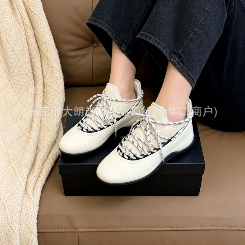 Wandding Lightweight! 26A Double *C Embroidered Genuine Leather Lightweight Breathable Versatile Sports Casual Shoes German Training Shoes for Women Wandding Lightweight! 26A Double *C Embroidered Genuine Leather Lightweight Breathable Versatile Sports Casual Shoes German Training Shoes for Women