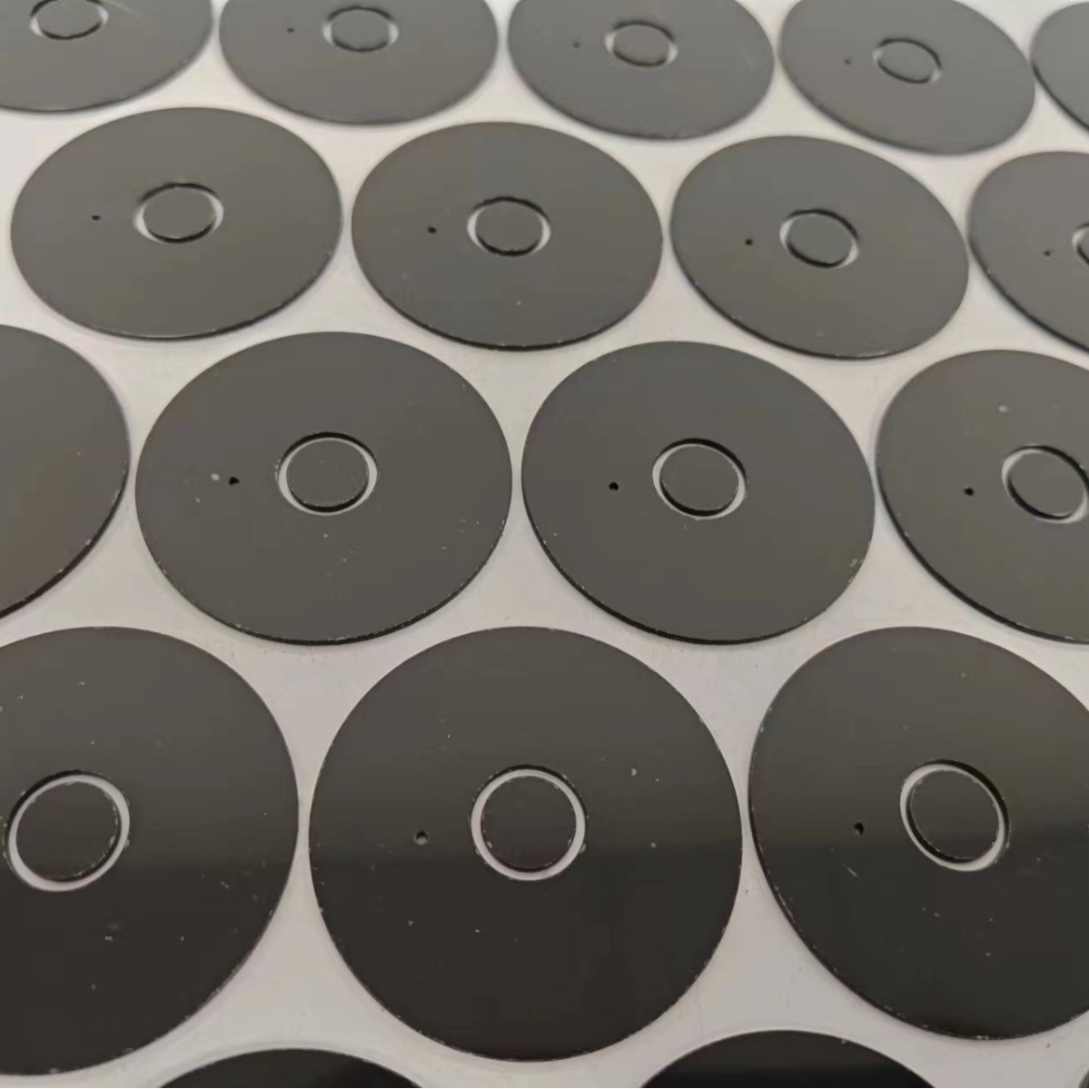 夜视相机黑色亚克力面板 透红外线滤光片CNC切割透红外光PC镜片