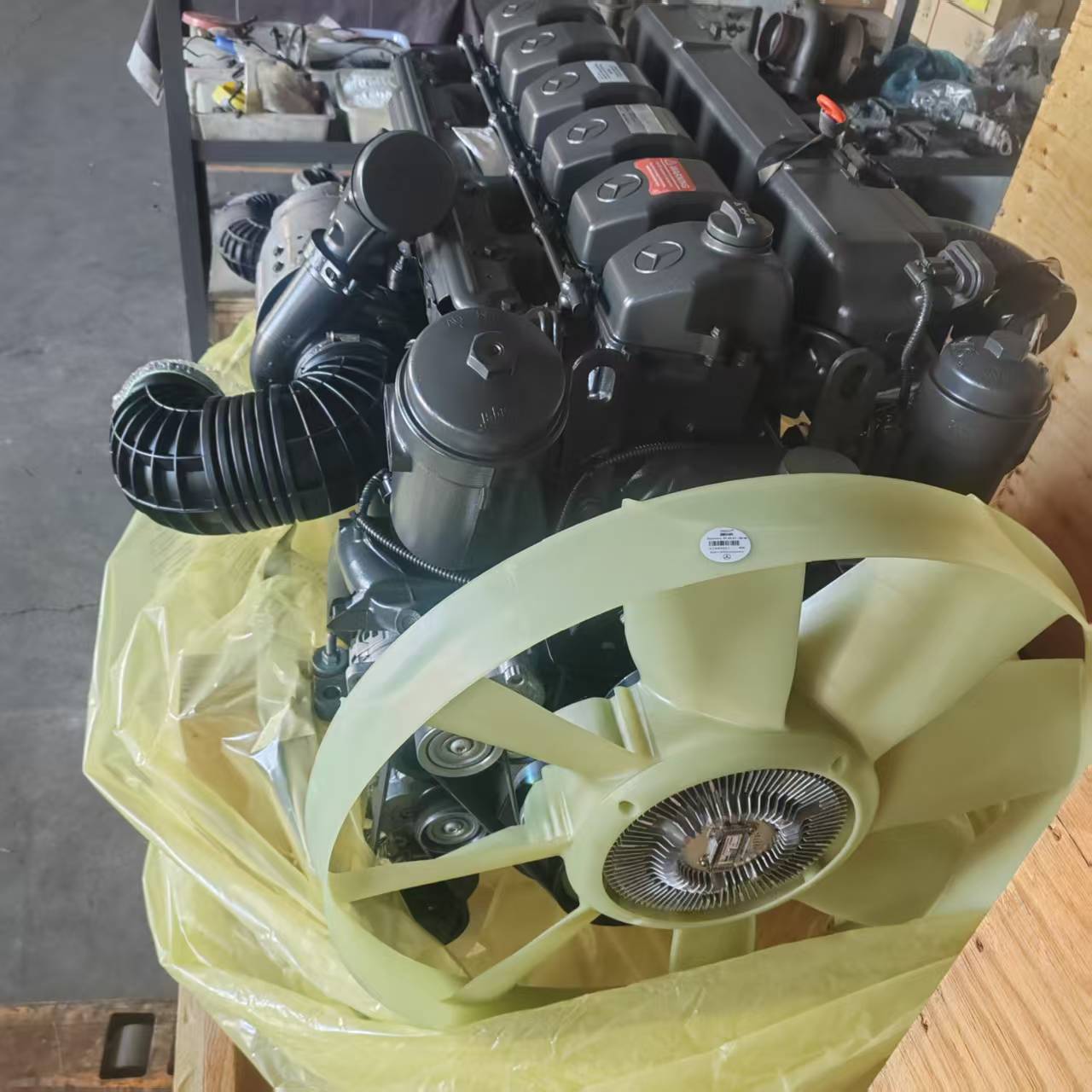 Suitable for Benchi Truck Engine Assembly Om460 Maintenance and Maintenance Pump Truck Auto Parts Manufacturers Supply