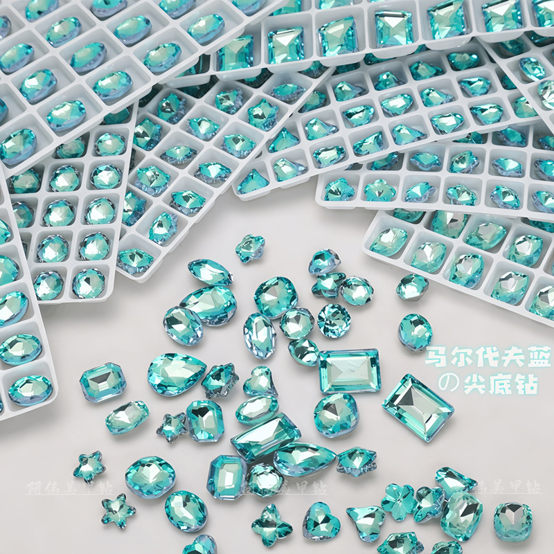 Trendy Influencer Picks: Wen Jingling's Same Style K9 Nail Art Rhinestones in Maldives Blue, Peach Heart, and Asymmetrical Heart Shapes, Wholesale
