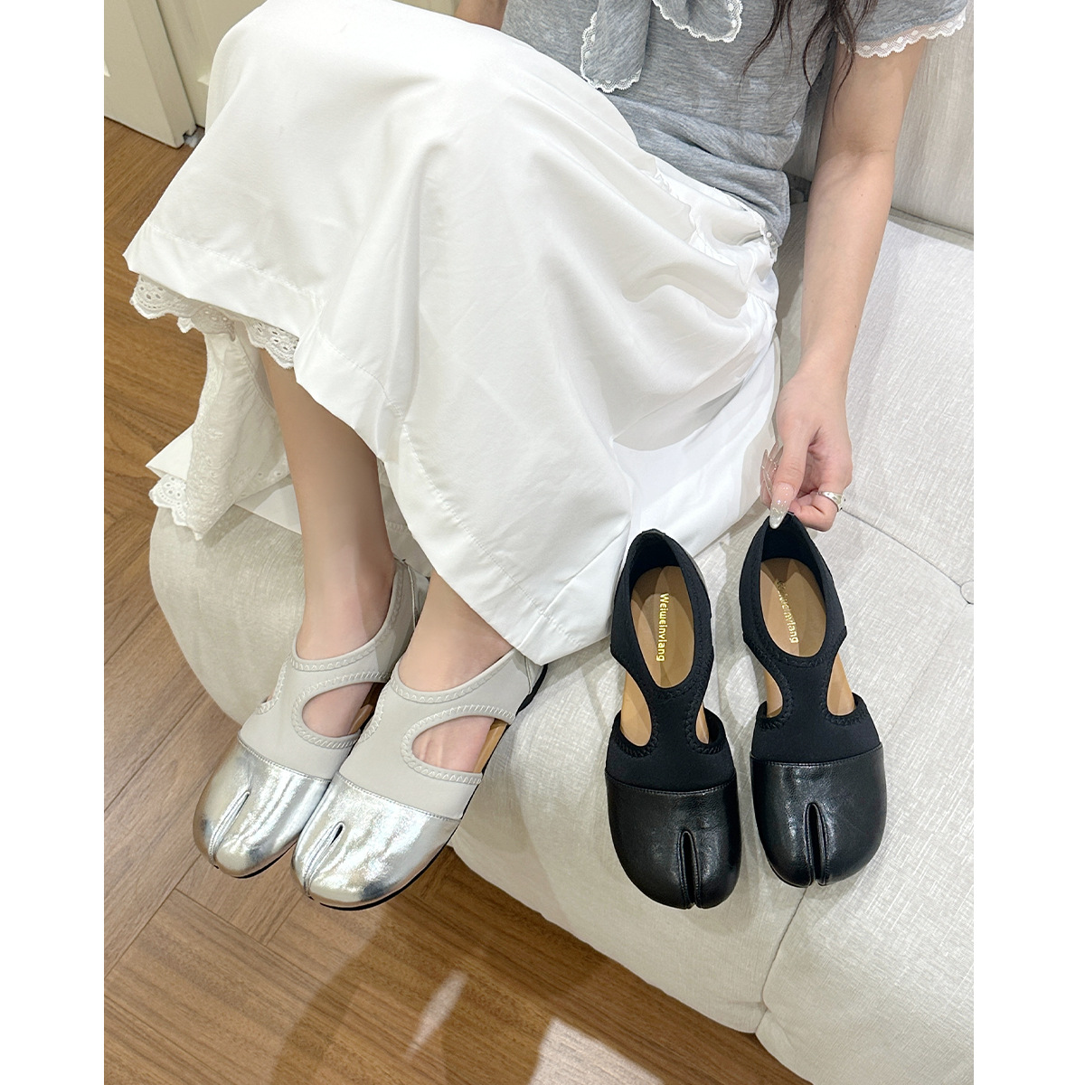 威威女郎 Retro Tabi, small design Mary Jane shoes flat, trend of season