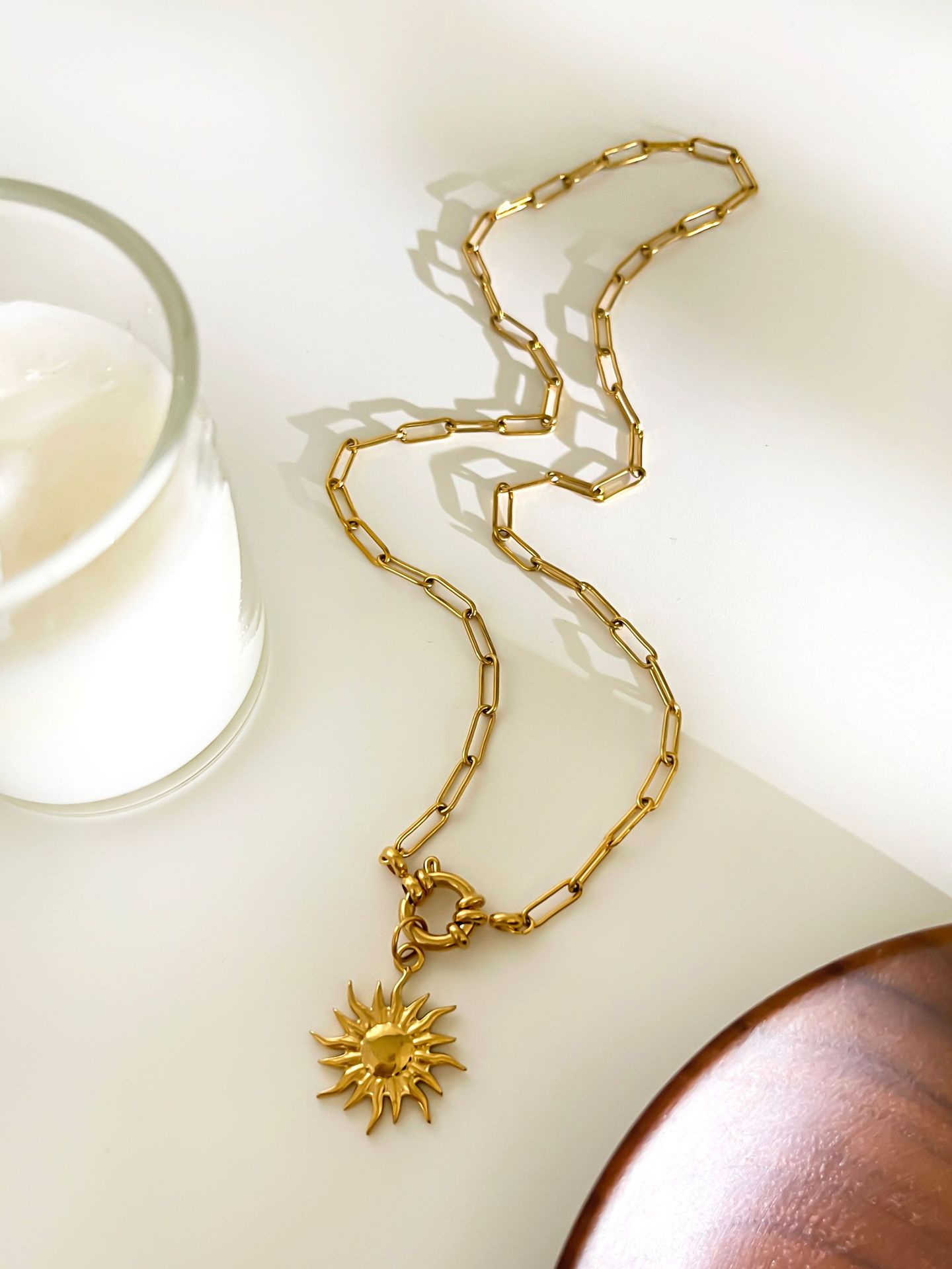 Women's Gender Retro, Simple Style Style PVD Coated Real Gold Plated Sun Conch 304 Stainless Steel Retro Simple Style Waterproof Non Tarnish Surgical Steel Plating Lobster Trigger Clasp Closure Pendant Necklace