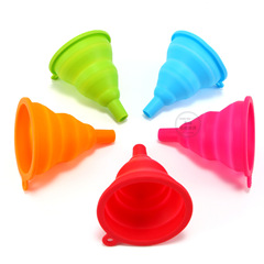 Kitchen Tools Oil Pourer Silicone Folding Long Neck Funnel Soy Sauce Liquid Dosing Oil Leak Small Size Silicone Funnel 