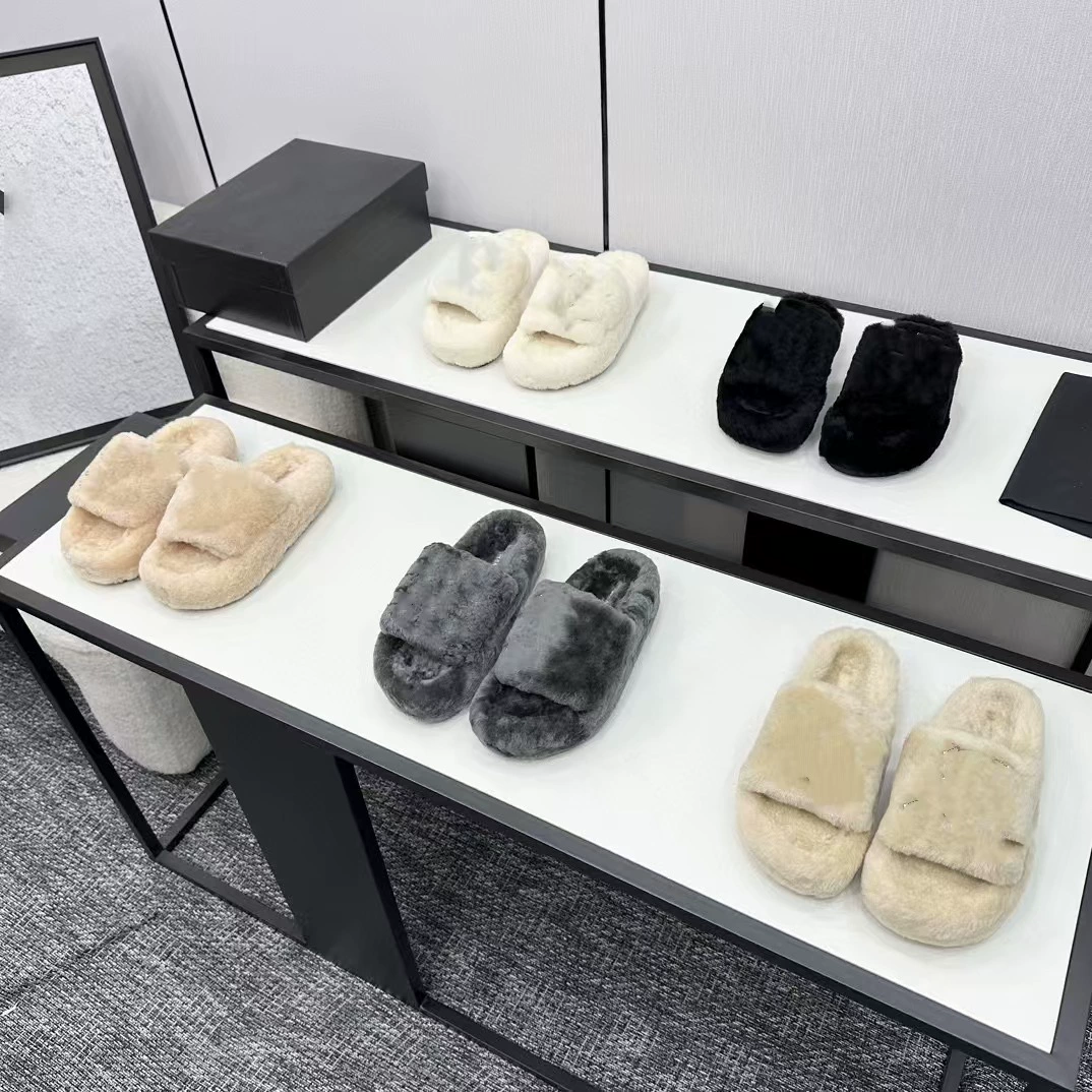 Xiao Xiangfeng толстая основа шерстяная буксировка ins Европа и США 2024 осень новая мода на стразы