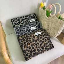 复古豹纹毛绒针织围巾日韩氛围感保暖披肩围巾时髦羊绒豹纹围巾