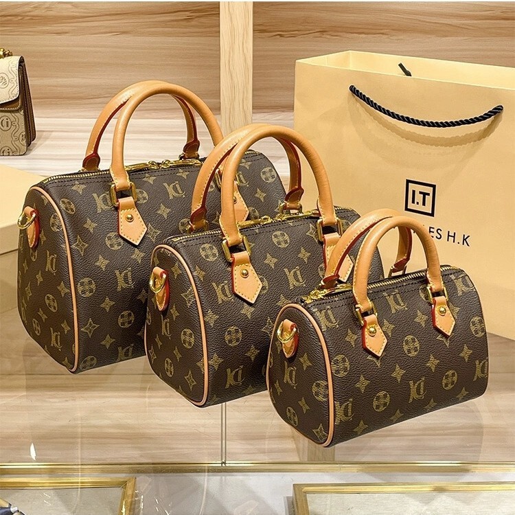 Original branded L pillow bag with chip, new speedy genuine leather V Boston fashion crossbody handbag with print Original branded L pillow bag with chip, new speedy genuine leather V Boston fashion crossbody handbag with print