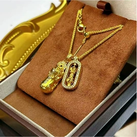 戒指;项链;吊坠