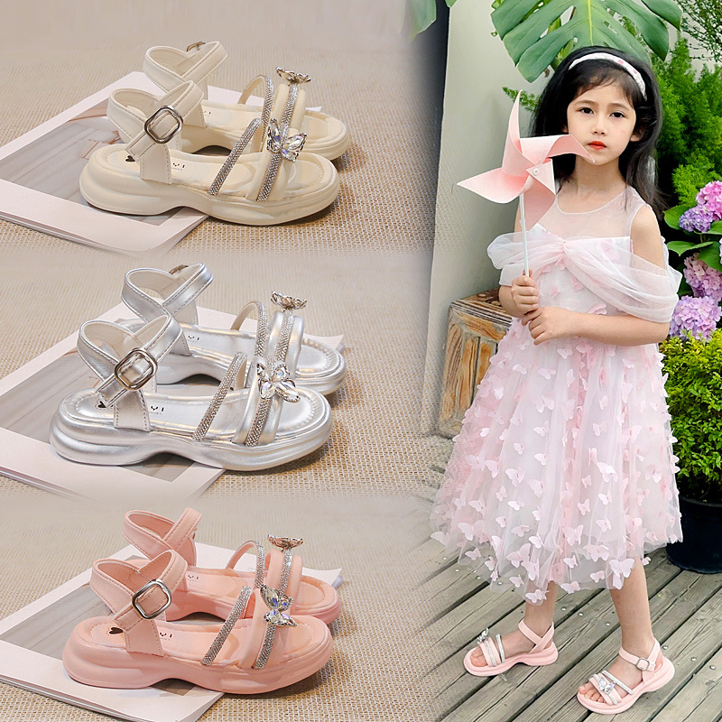 Sandals with butterfly with rhinestones