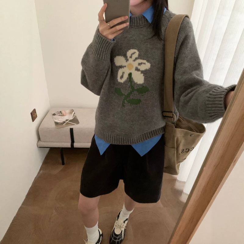 Yimo 2026 Autumn/Winter Lazy Style Floral Sweater for Women, Korean Style Round Neck, Versatile, Can Be Worn Outdoors, Sweet Knitted Top for Women