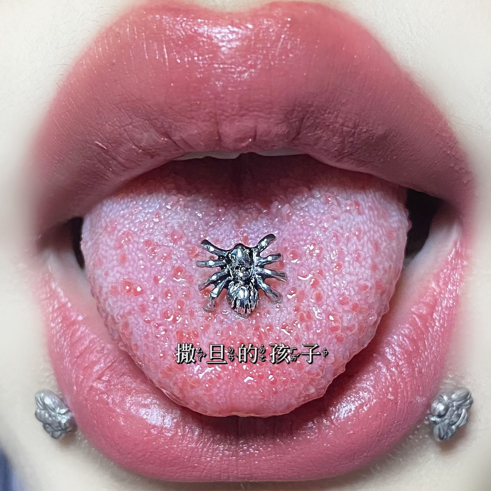 Pointed labret stud close-up product detail