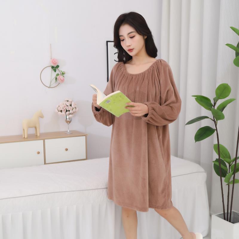 플러스 사이즈 새로운 머리 치료 뷰티 마사지 세트 물리 치료 나이트 드레스 홈 옷 파자마 느슨한 플러스 뚱뚱한 가을과 겨울 두꺼운 통통녀