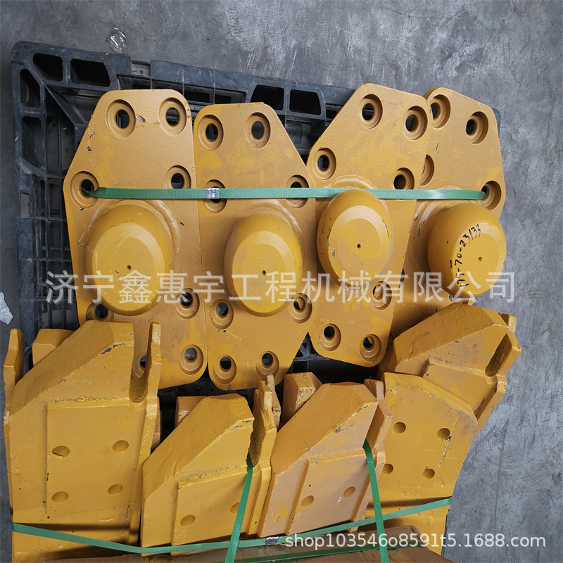 D65EX-16耳轴14Z-71-33212 泵705-41-01200 控制阀14X-960-0010