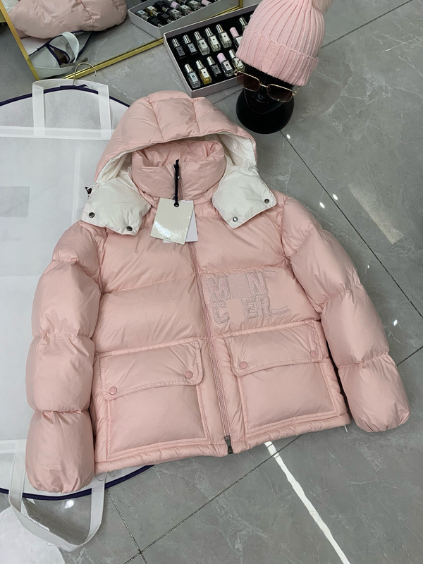 高品质撞色拼接加厚面包羽绒服新款冬季白鹅绒字母连帽保暖外套女|undefined