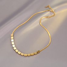 ��ĸ���K�Ů�߼��OӋ��С����ɫ�߹����5���³��i��