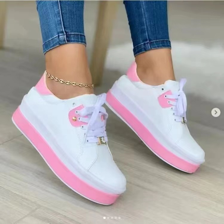 Dames sneakers van leer met dikke zool en vetersluiting_voghion.com
