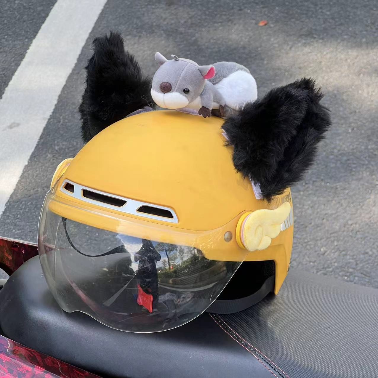 Personality Cat Ears Skiing — Diàndòngchē Auto Parts and Accessories - squirrel-grey-without-ears