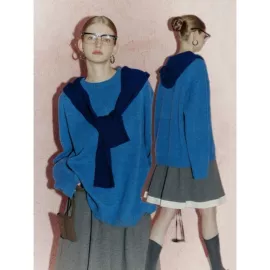 女式针织衫;女式衬衫;半身裙