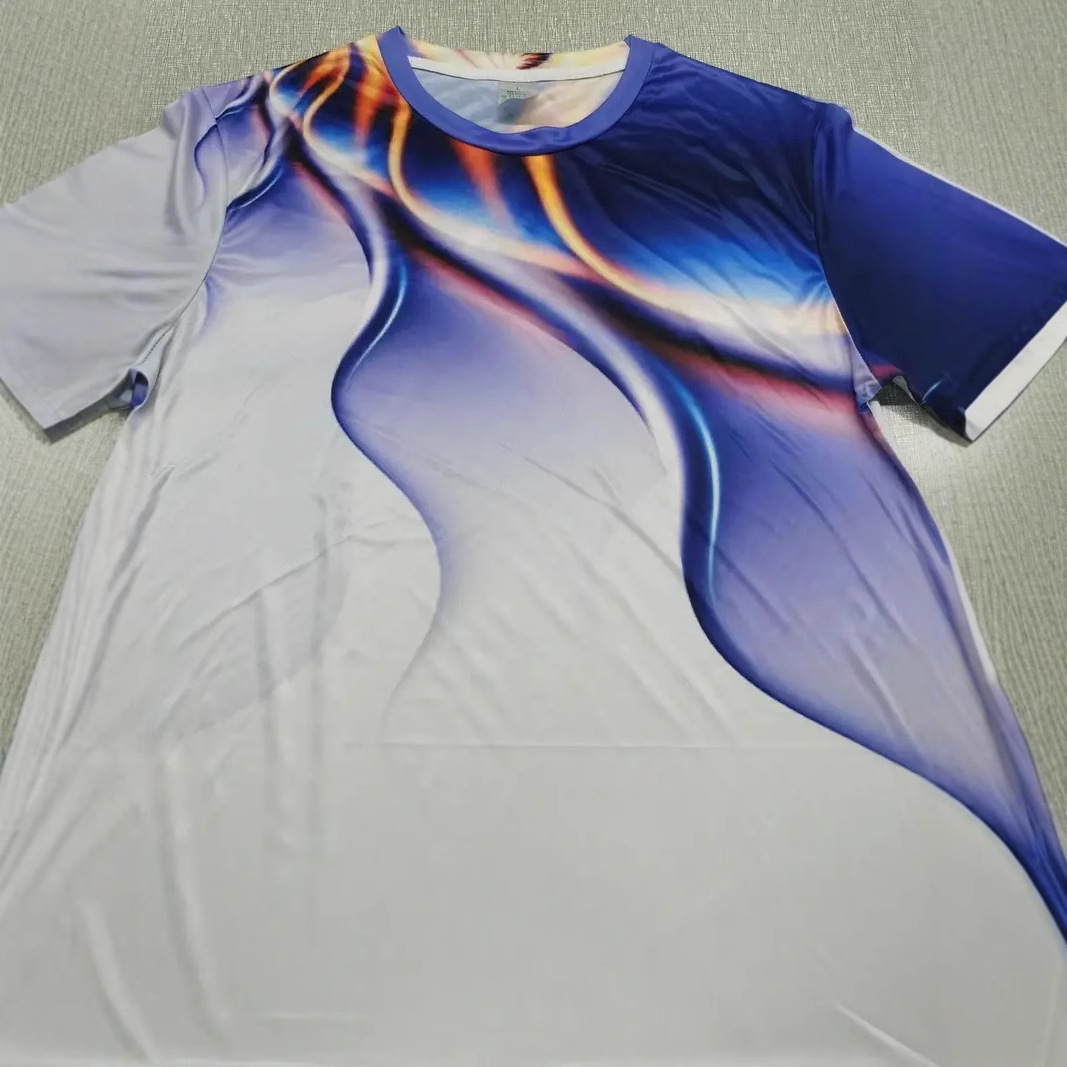 Moda metal colorido halo impresión 3D hombre calle suelta transpirable manga corta cuello redondo camiseta en stock