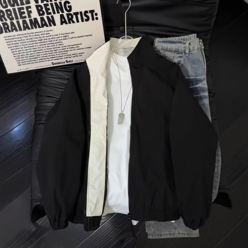 Black and White Contrast Color Stand-Up Collar Flight Jacket for Men, Spring American-Style Outdoor Waterproof Windproof Mountaineering Jacket