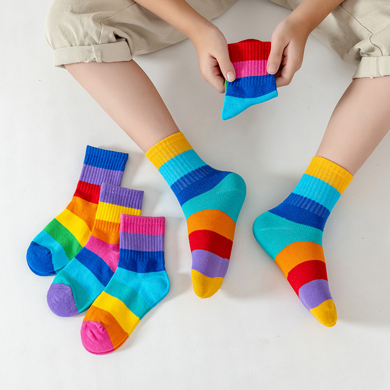 Children's socks, autumn and winter, new Korean trendy boys and girls, rainbow princess striped socks, medium tube socks, directly sold by manufacturers