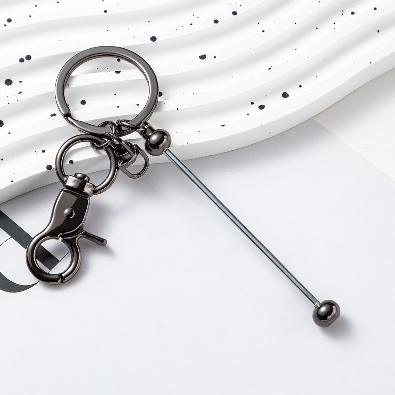 Llavero con cuentas de metal de personalidad creativa, llavero degradado multicolor al por mayor, colgante de joyería de red simple